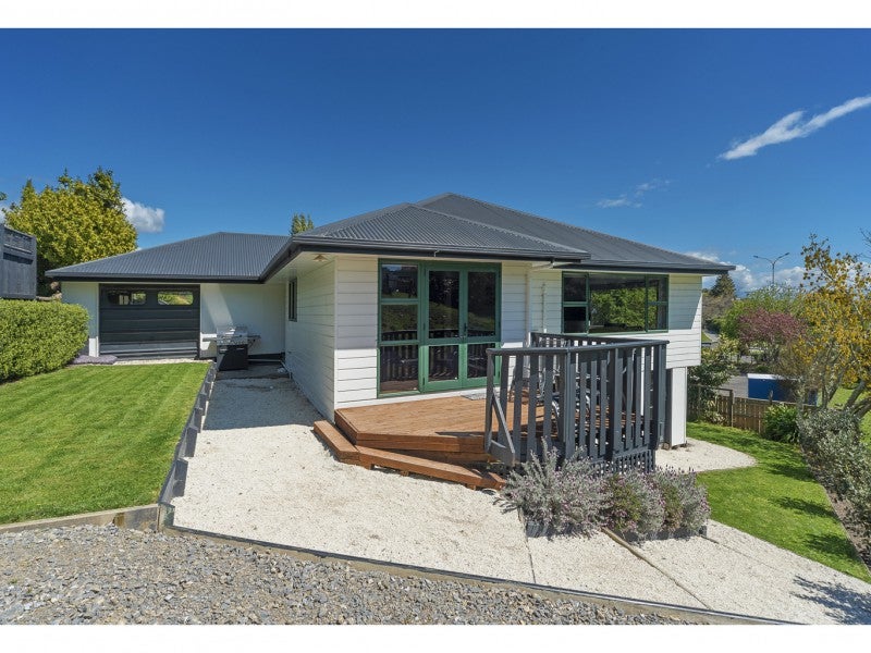 14A Burrough Place, Enner Glynn, Nelson - Carousel 1