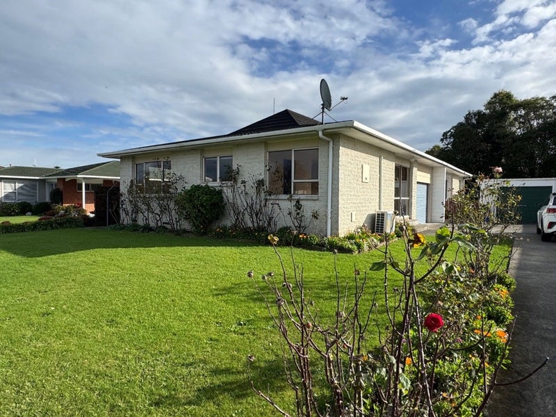 34 Pencarrow Street, Highbury, Palmerston North - Carousel 1