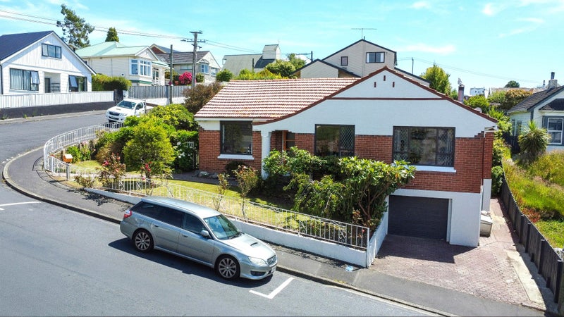 37 Argyle Street, Mornington, Dunedin - Carousel 2