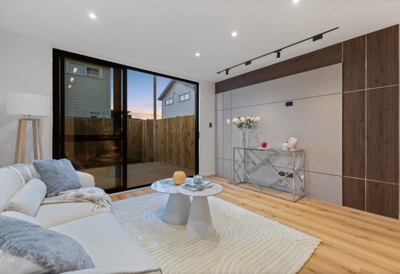 4 Osprey Street, Pakuranga, Auckland - Carousel 2