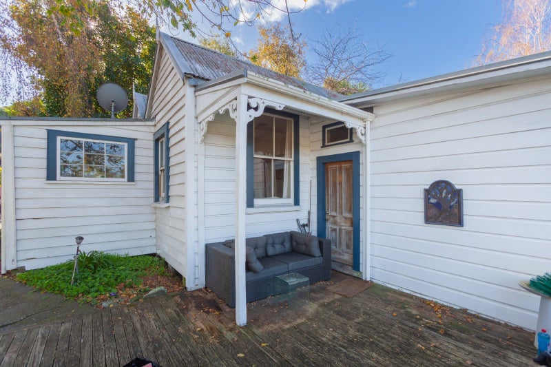 1 Harvey Road, Bluff Hill, Napier - Carousel 1