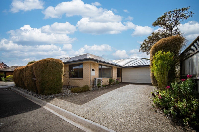 4 Bella Grove Way, The Wood, Nelson - Carousel 2