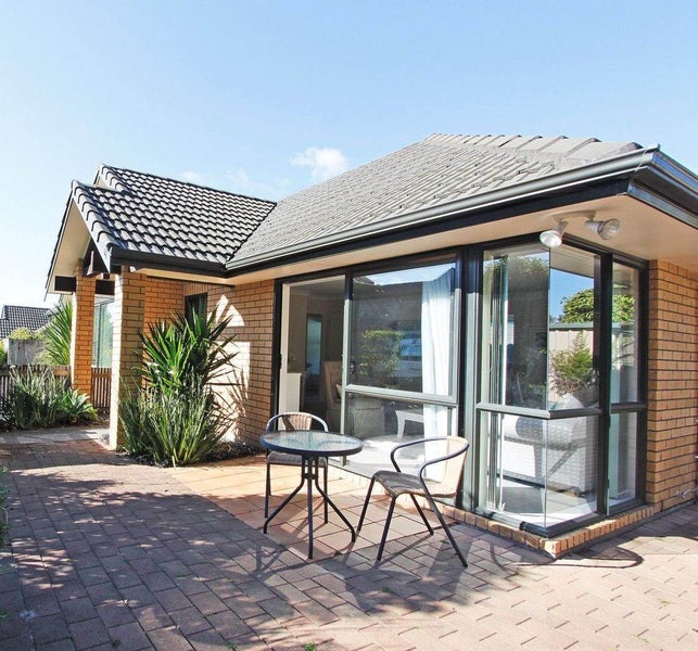 197C Gills Road, Half Moon Bay, Auckland - Carousel 1