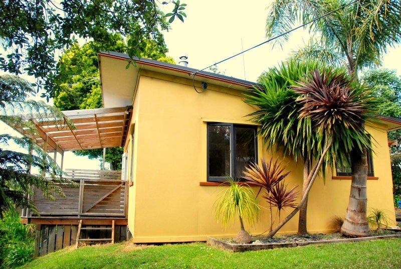 9 Kauri Road, Stanmore Bay, Whangaparaoa - Carousel 2