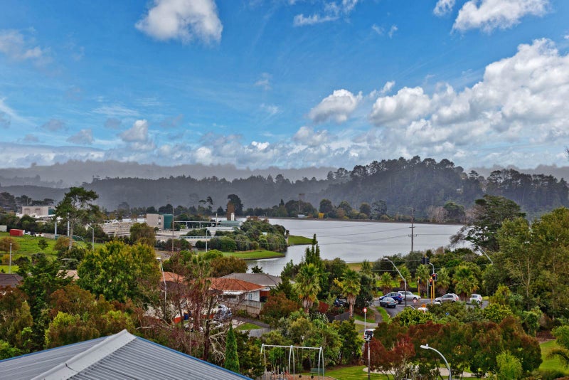 85 Caribbean Drive, Unsworth Heights, Auckland - Carousel 2