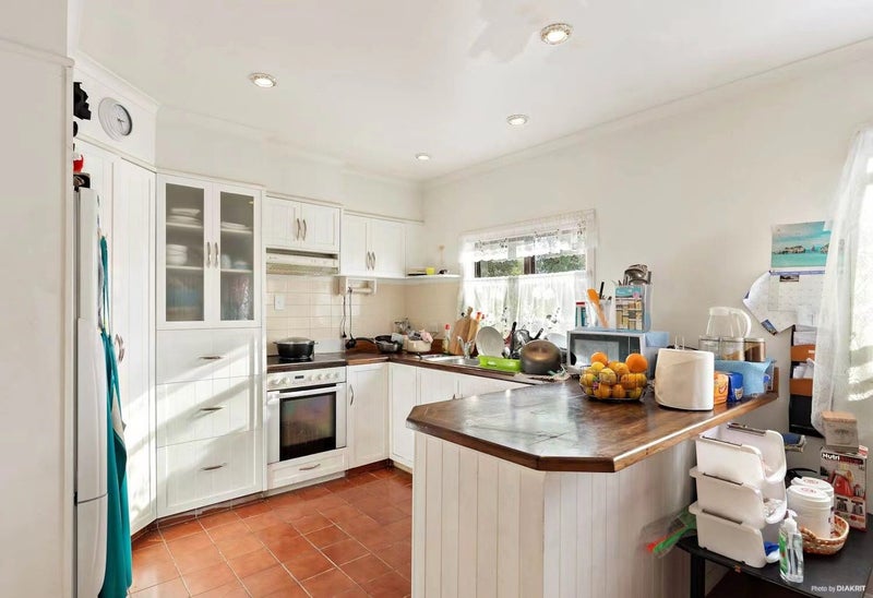 12 Parrs Cross Road, Henderson, Auckland - Carousel 2