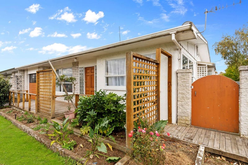 11 Ajax Place, Highbury, Palmerston North - Carousel 2