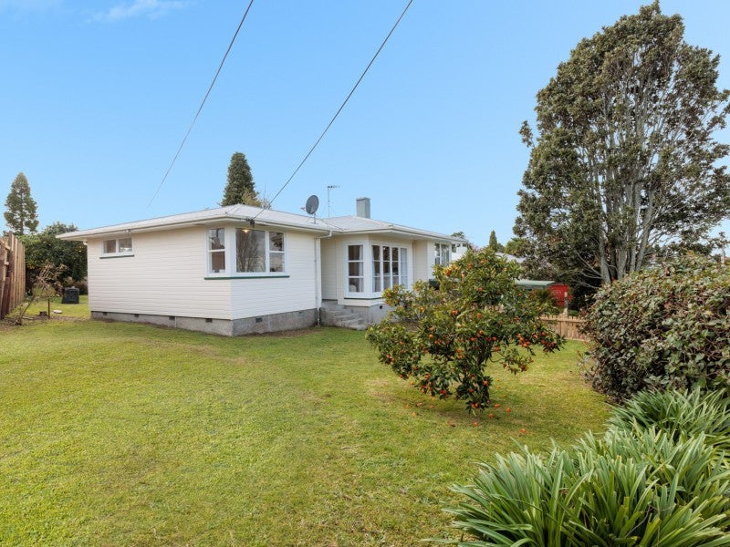 38 Kingswood Road, Brookfield, Tauranga - Carousel 1