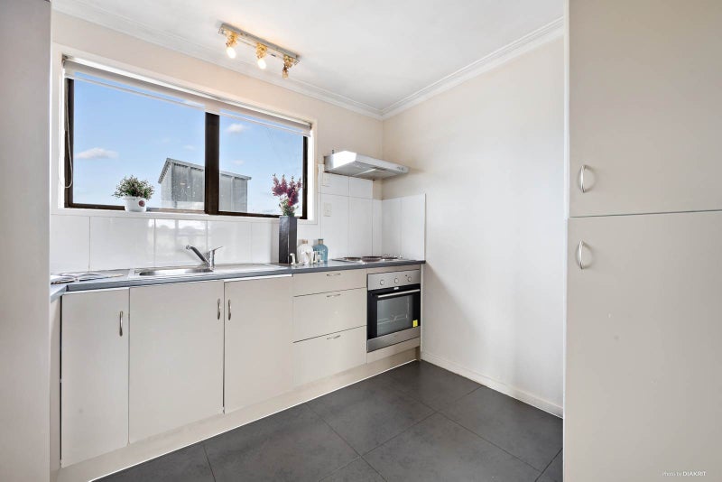 26 Dissmeyer Drive, Clover Park, Auckland - Carousel 2