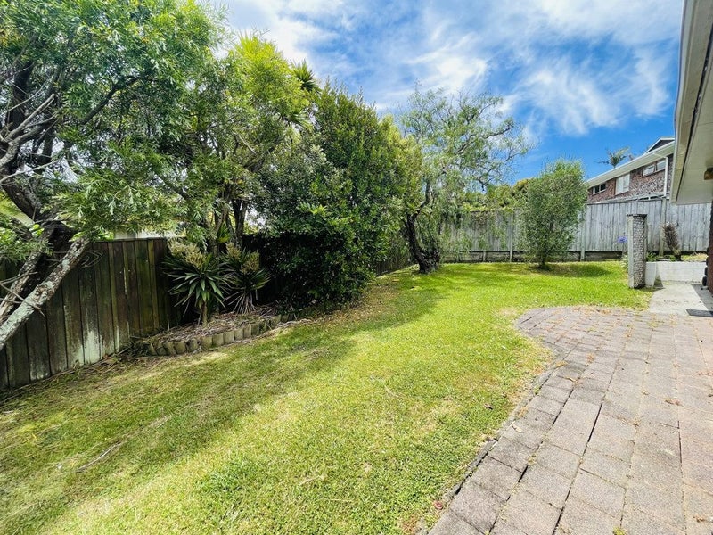 8 Markham Place, Bucklands Beach, Auckland - Carousel 14