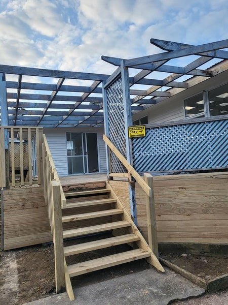 4 Beazley Place, Glendene, Auckland - Carousel 2