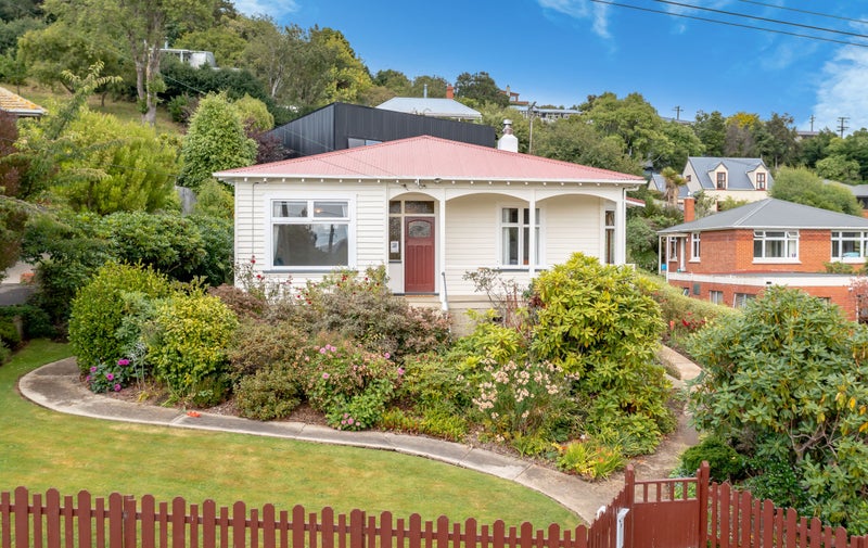 14 Shandon Street, Roseneath, Dunedin - Carousel 1