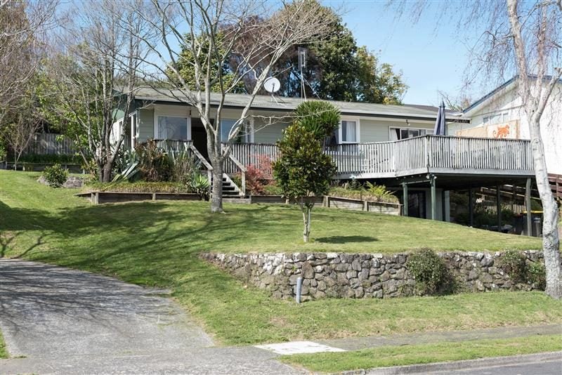 16 Laurence Street, Gate Pa, Tauranga - Carousel 2