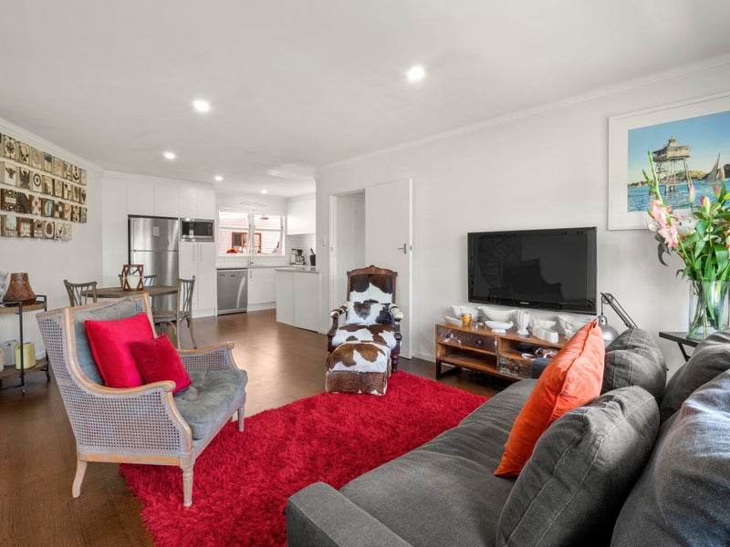 87 Gowing Drive, Meadowbank, Auckland - Carousel 2