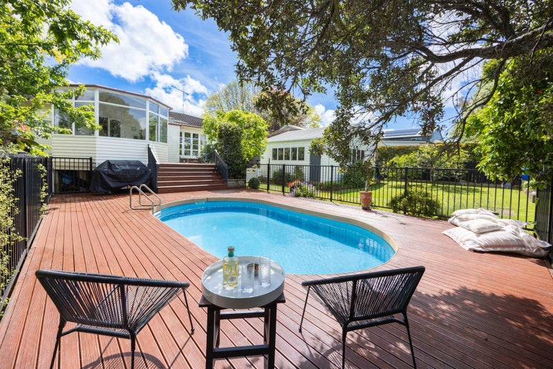 28 Pukehana Avenue, Epsom, Auckland - Carousel 2