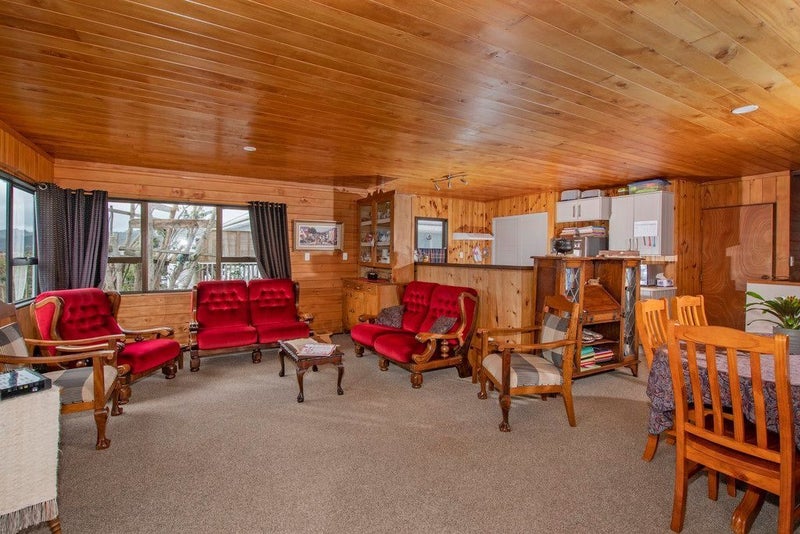 64 Handforth Street, Onerahi, Whangarei - Carousel 2