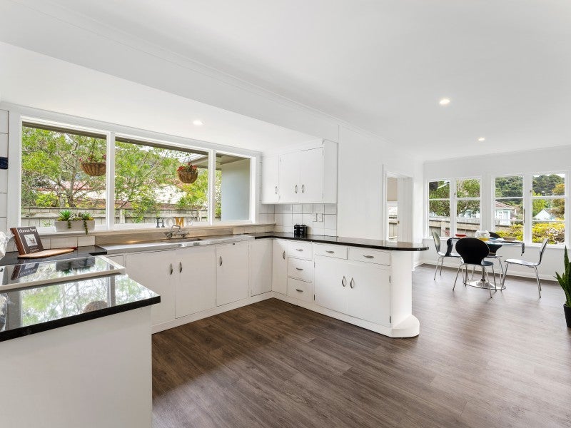 4A Cleland Crescent, Naenae, Lower Hutt - Carousel 2