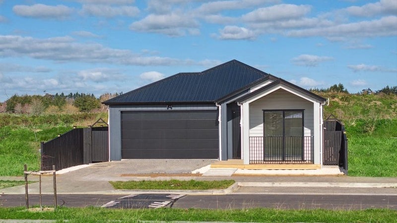 29 Kaapehu Street, Karaka, Papakura - Carousel 1