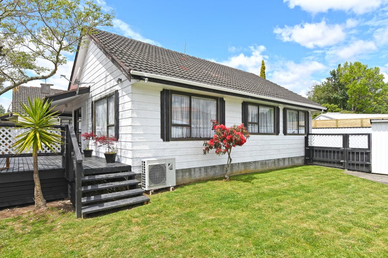 100B Gemstone Drive, Birchville, Upper Hutt - Carousel 1