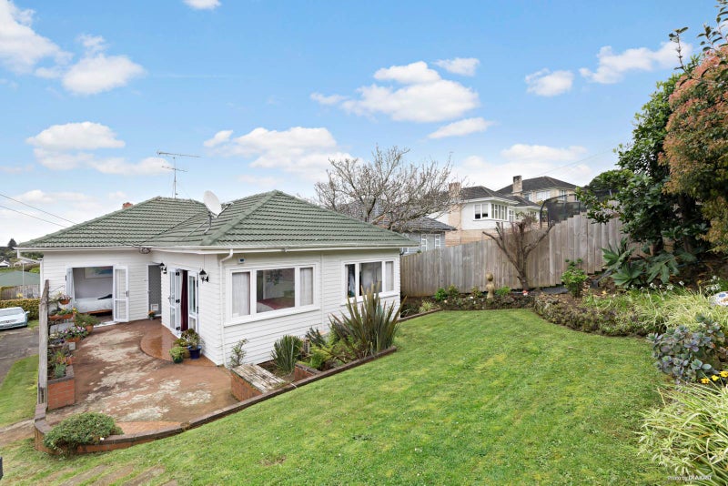 25 Herd Road, Hillsborough, Auckland - Carousel 1