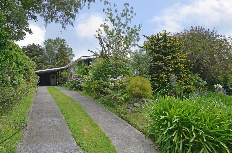 66 Chatsworth Road, Silverstream, Upper Hutt - Carousel 11
