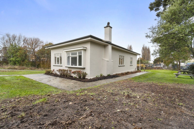 10 Dutton Street, Bunnythorpe, Palmerston North - Carousel 2
