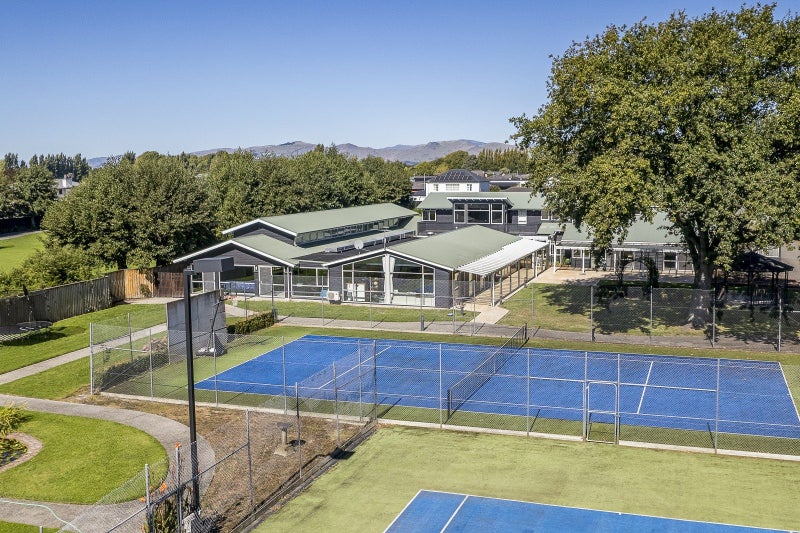 280 Queen Elizabeth II Drive, Mairehau, Christchurch - Carousel 32