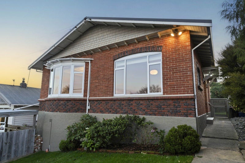 170 Glenpark Avenue, Maryhill, Dunedin - Carousel 1