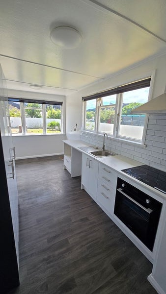 46 Treadwell Street, Naenae, Lower Hutt - Carousel 1