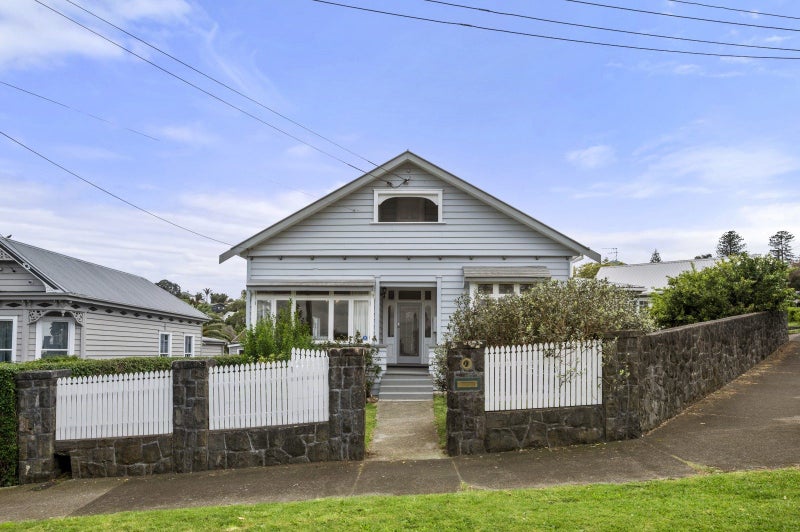 74 Arthur Street, Onehunga, Auckland - Carousel 1
