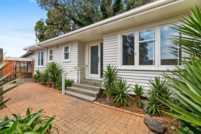 368 Hillsborough Road, Hillsborough, Auckland - Carousel 1
