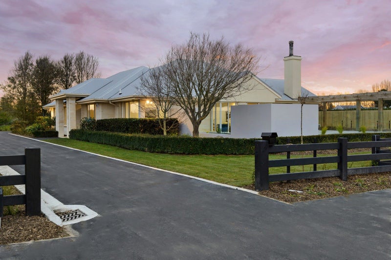 8 Kahurangi Road, Halswell, Christchurch - Carousel 2