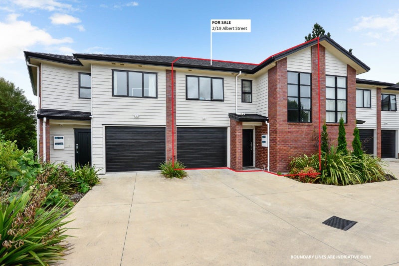 2/19 Albert Street, Hamilton East, Hamilton - Carousel 1