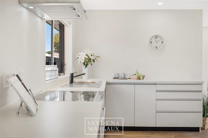 2/166 Panama Road, Mount Wellington, Auckland - Carousel 2