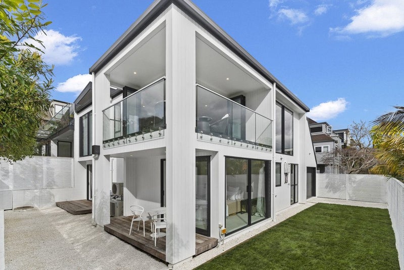 15C Ngake Street, Orakei, Auckland - Carousel 1