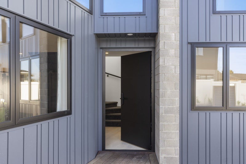 75A Glenmore Road, Sunnyhills, Auckland - Carousel 2