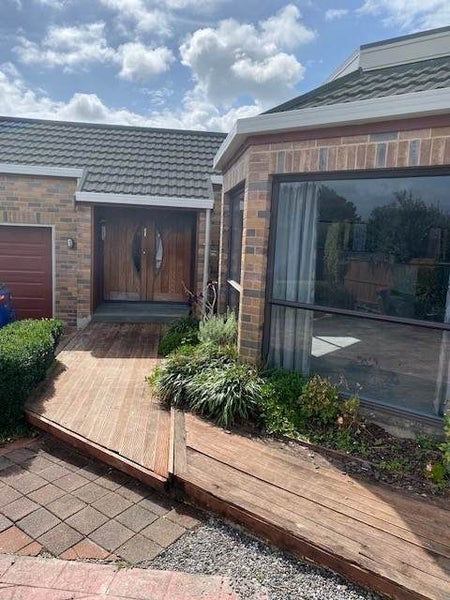 79 Eugenia Rise, Totara Heights, Auckland - Carousel 2