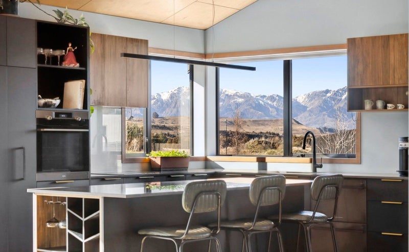 9 Tahi Street, Albert town, Wanaka - Carousel 1