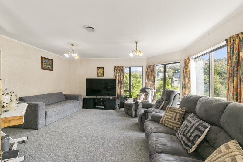 48 Norway Street, Aro Valley, Wellington - Carousel 2