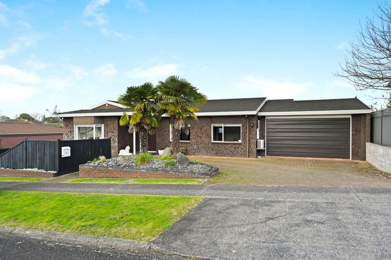 28 Delamare Road, St Andrews, Hamilton - Carousel 1