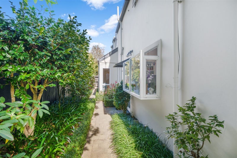 2/239 Maidstone Road, Avonhead, Christchurch - Carousel 23