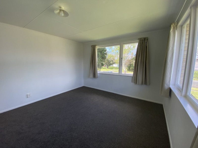 24 James Henry Crescent, Huntly, Huntly - Carousel 7