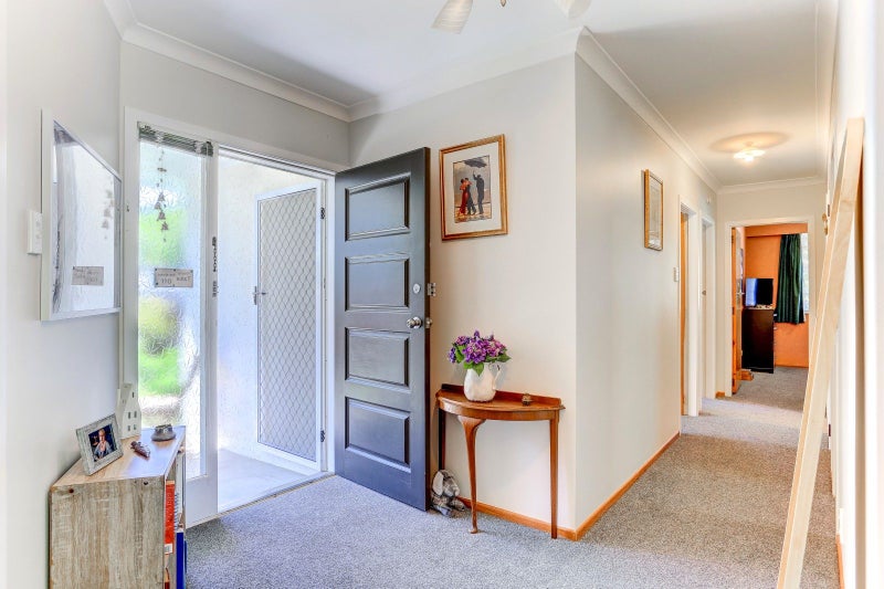 8 Turoa Road, Whanganui East, Whanganui - Carousel 2