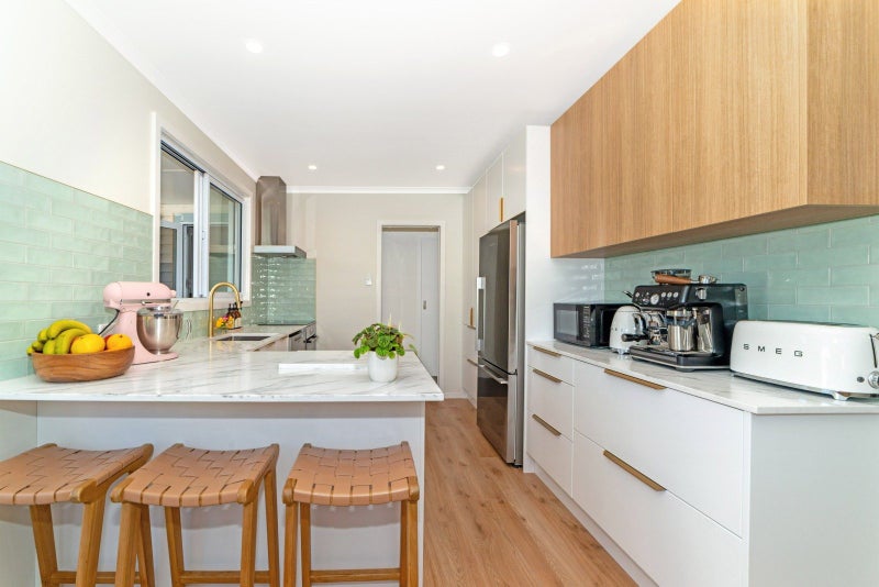 13 Elm Street, Mangapapa, Gisborne - Carousel 1