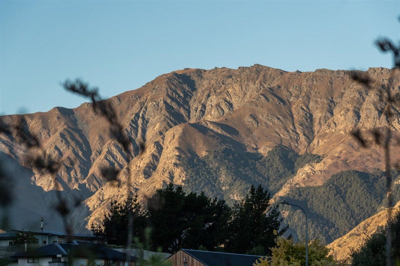 84 Nichol Street, Wanaka - Carousel 22