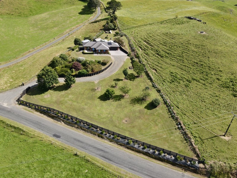 323 Dukeson Road, Putāruru - Carousel 2