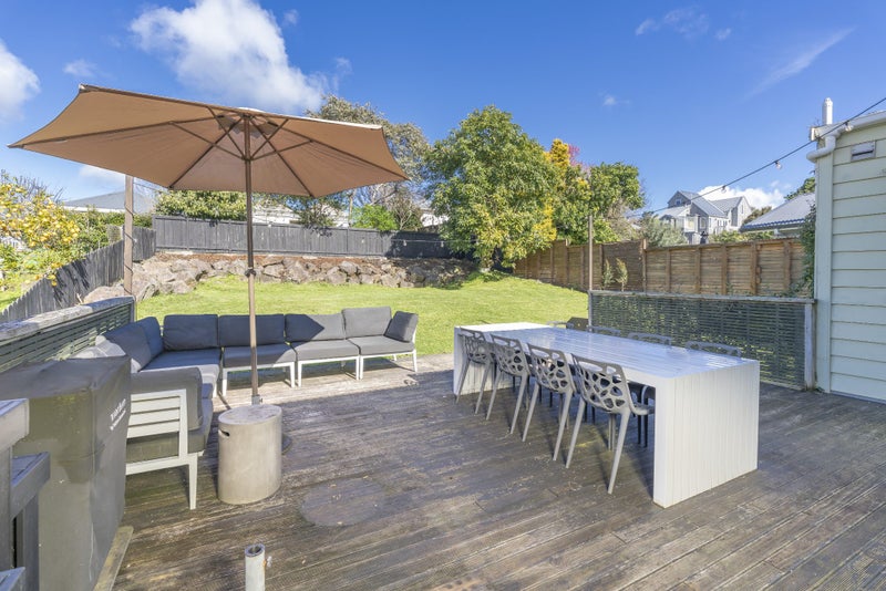 12 Leslie Avenue, Sandringham, Auckland - Carousel 2