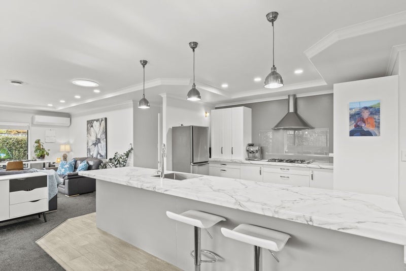 12 Pelorus Place, Redwoodtown, Blenheim - Carousel 1