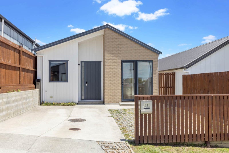 30 Morus Road, Massey, Auckland - Carousel 1