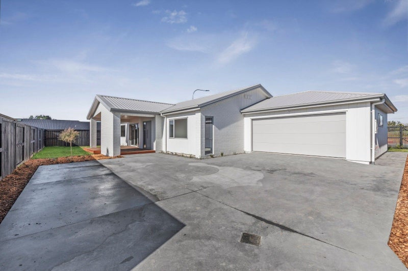 4 Whakahaumako Road, Leamington, Cambridge - Carousel 21